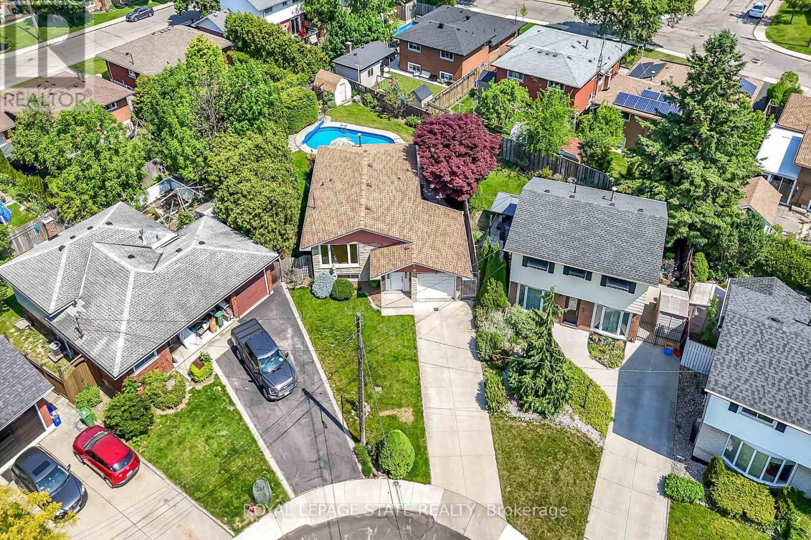 40 Bermuda Court, Hamilton, Ontario  L9C 2J8 - Photo 46 - X13410570