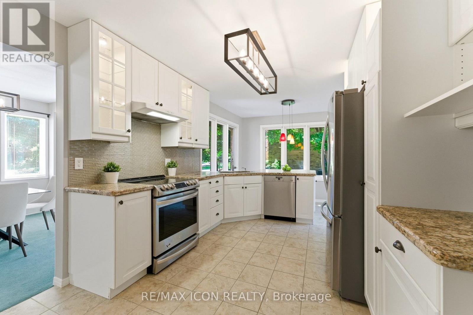 188 Old Abbey Road, Waterloo, Ontario  N2K 3P1 - Photo 12 - X13410586