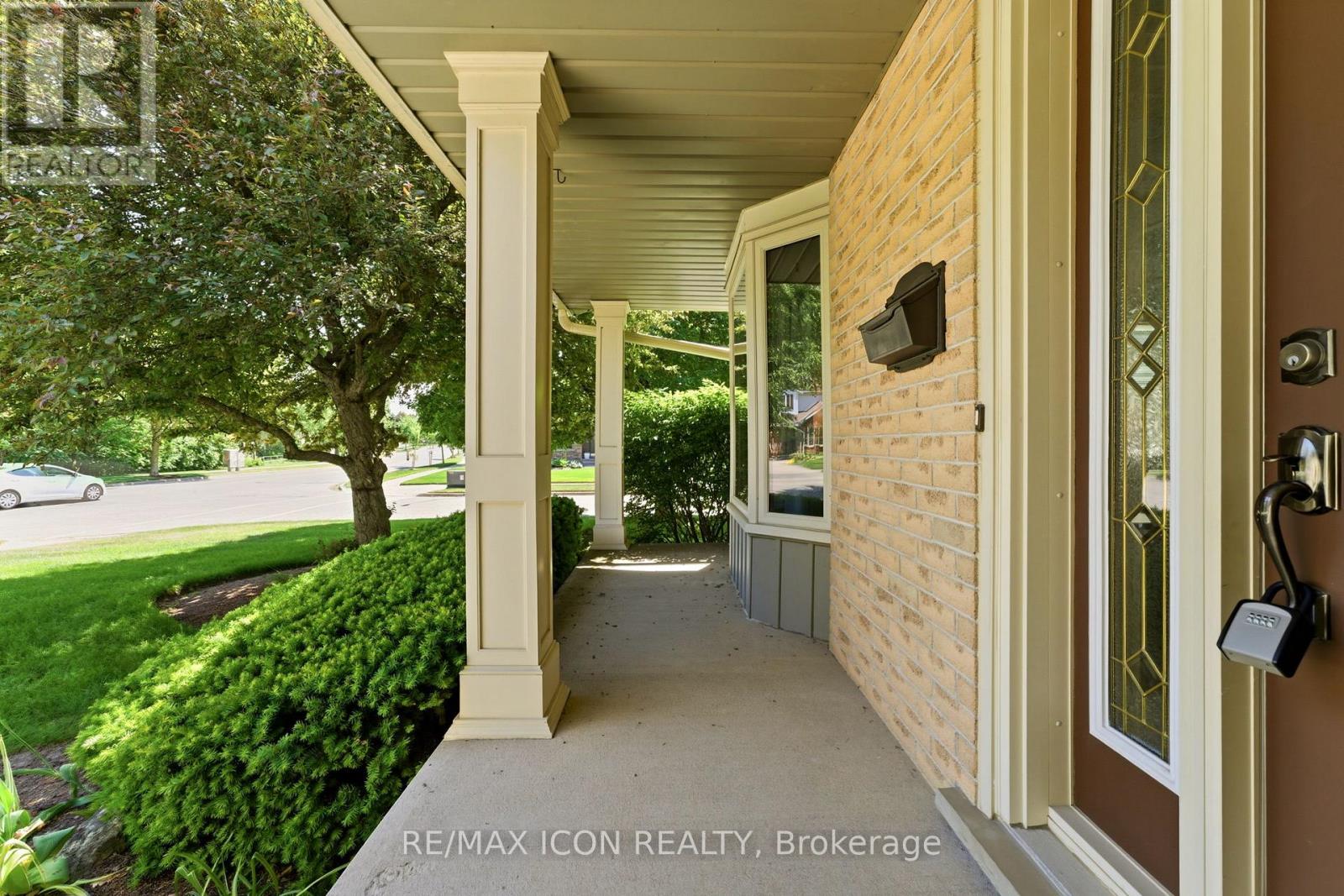 188 Old Abbey Road, Waterloo, Ontario  N2K 3P1 - Photo 4 - X13410586