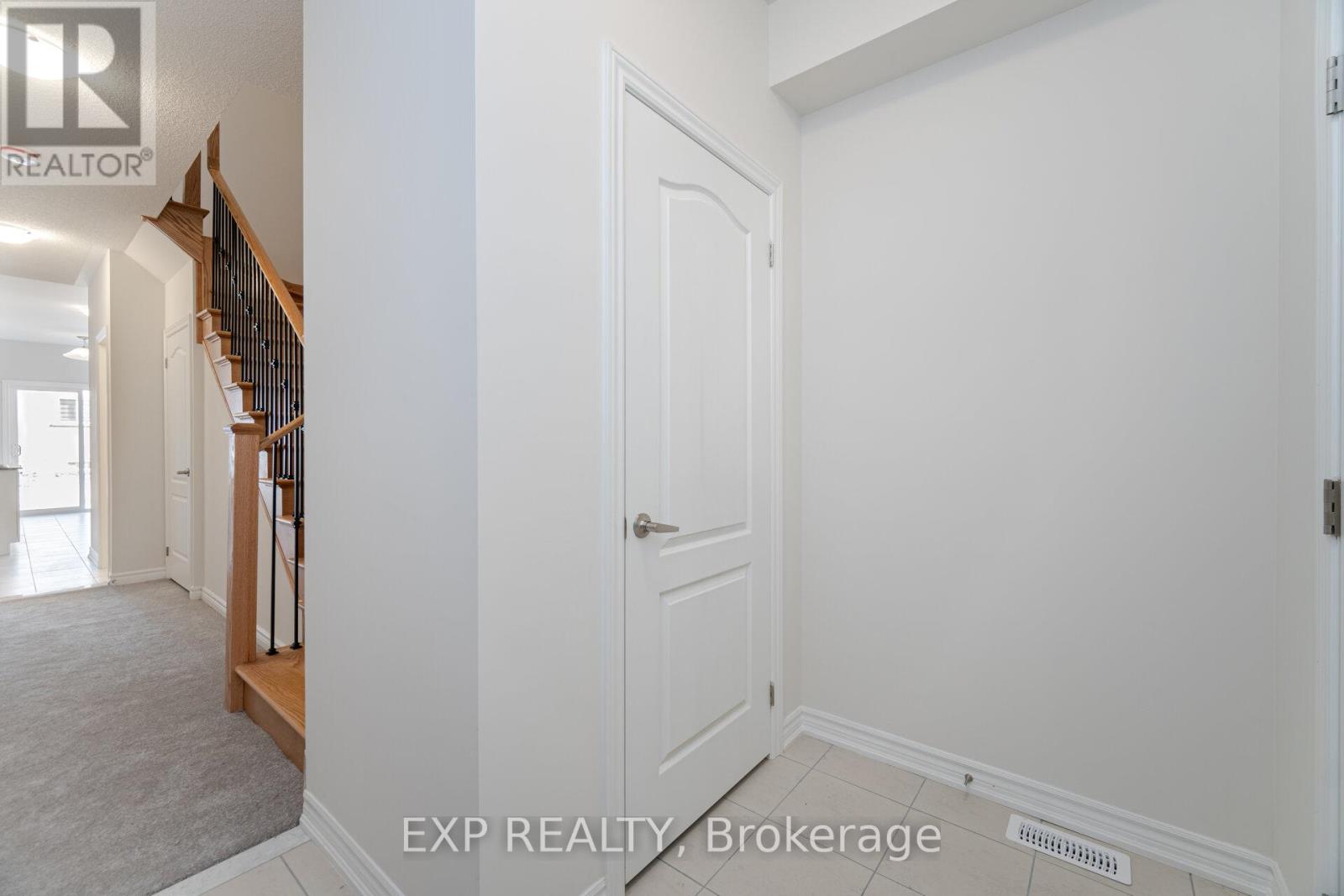 70 Baker Street, Thorold, Ontario  L2V 0N1 - Photo 4 - X13410602