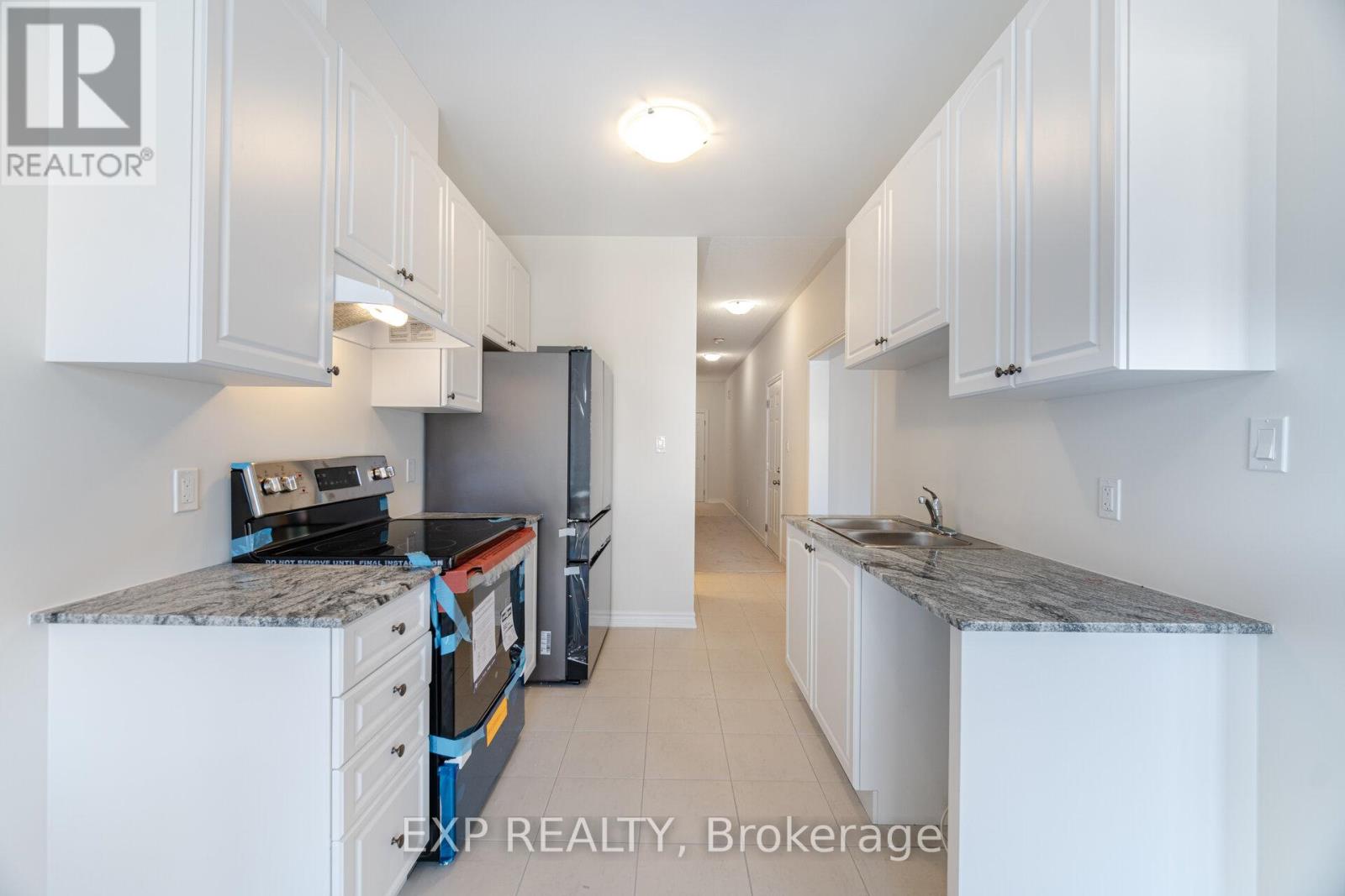70 Baker Street, Thorold, Ontario  L2V 0N1 - Photo 6 - X13410602