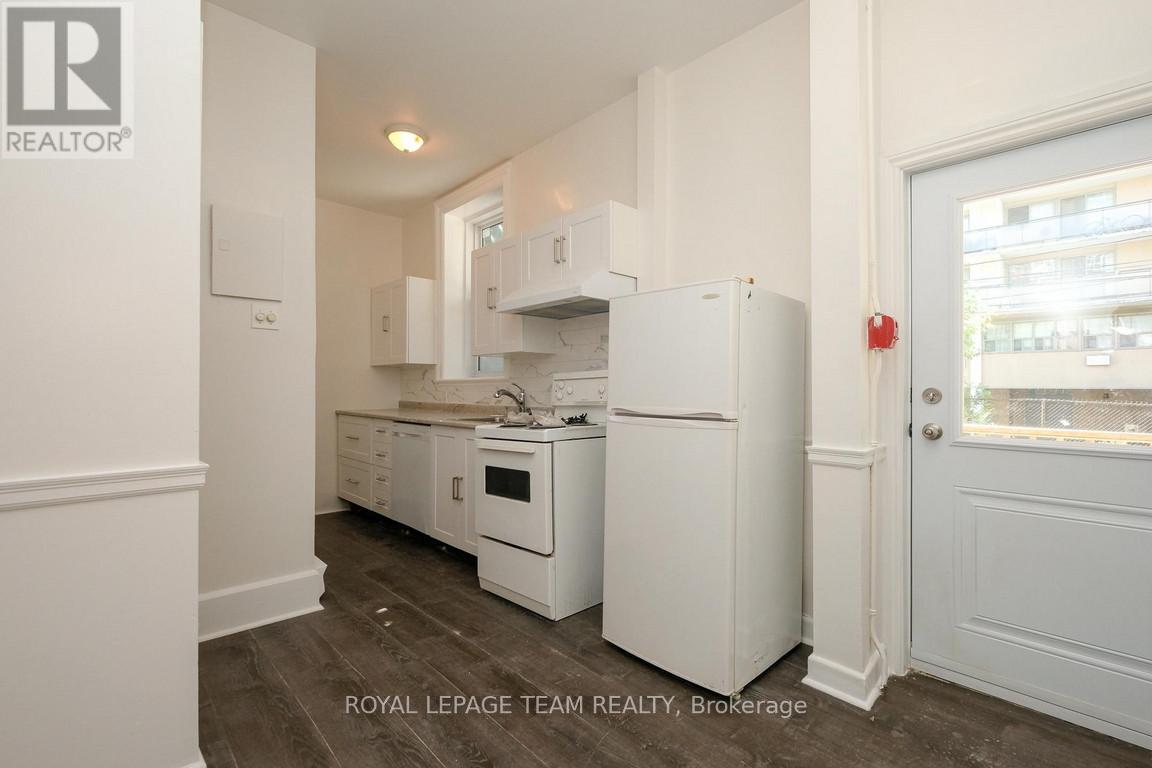 260 Somerset Street W, Ottawa, Ontario  K2P 0J6 - Photo 13 - X13410670