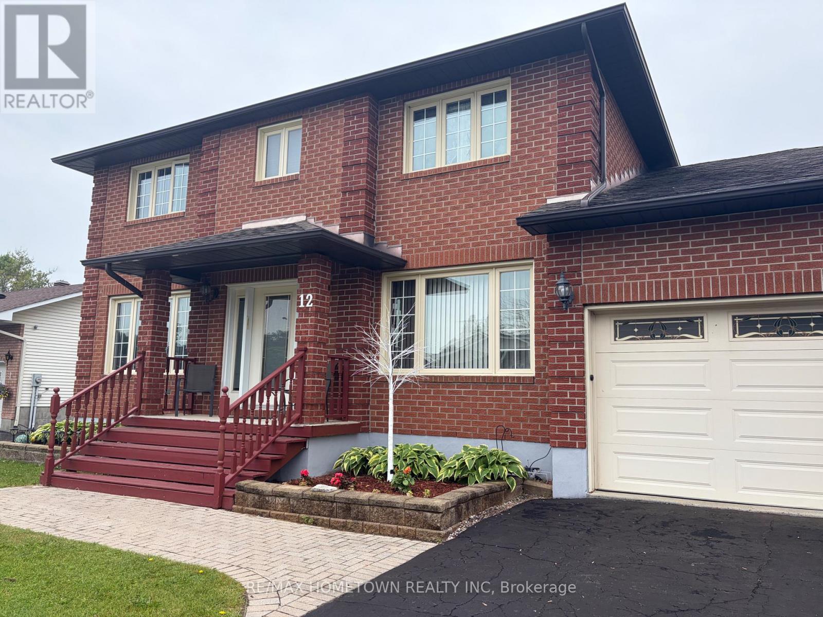 12 Fairholme Drive, South Dundas, Ontario  K0C 1X0 - Photo 2 - X12847760