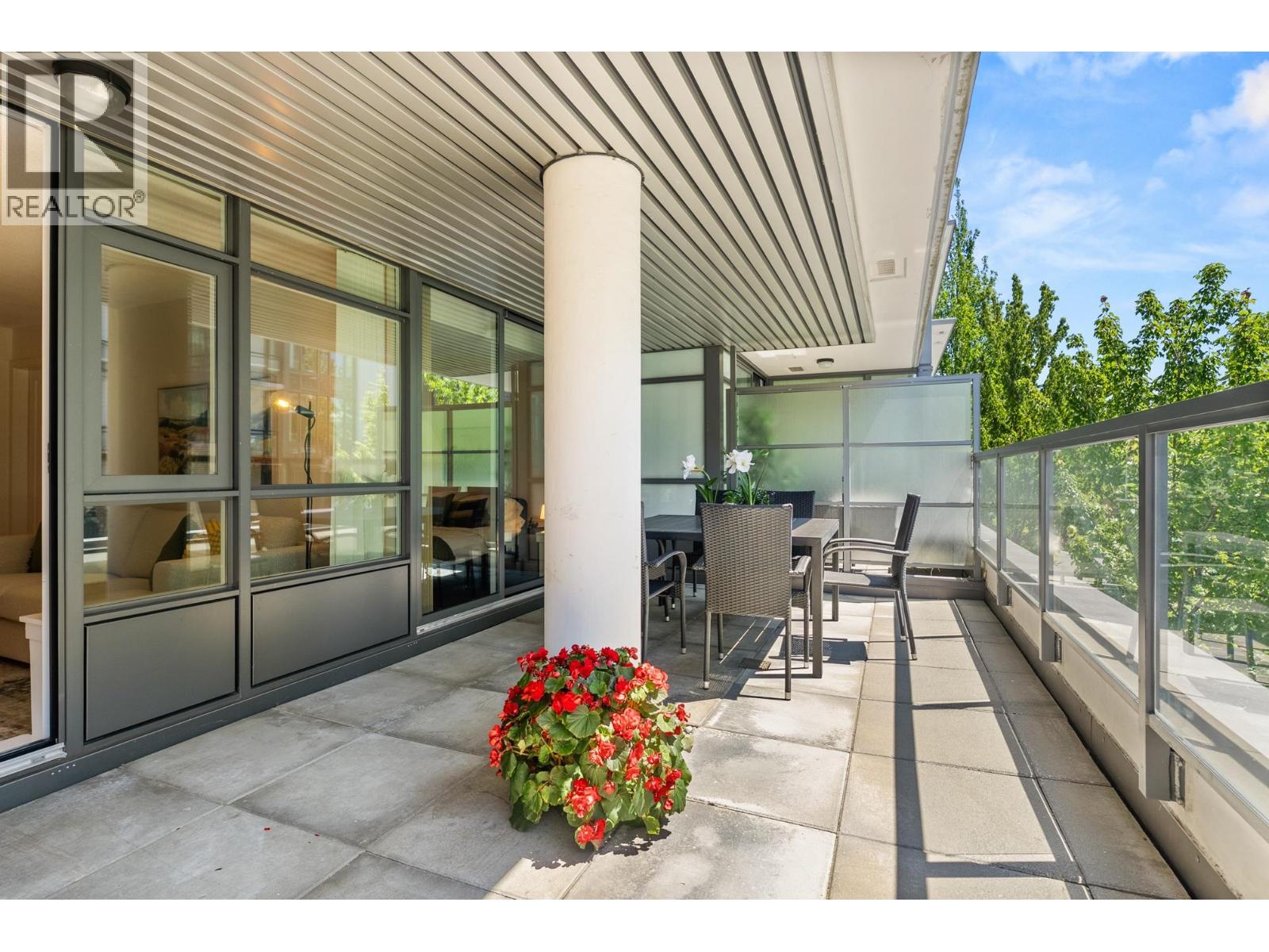 302 2507 Maple Street, Vancouver, British Columbia  V6J 0E1 - Photo 9 - R3132919