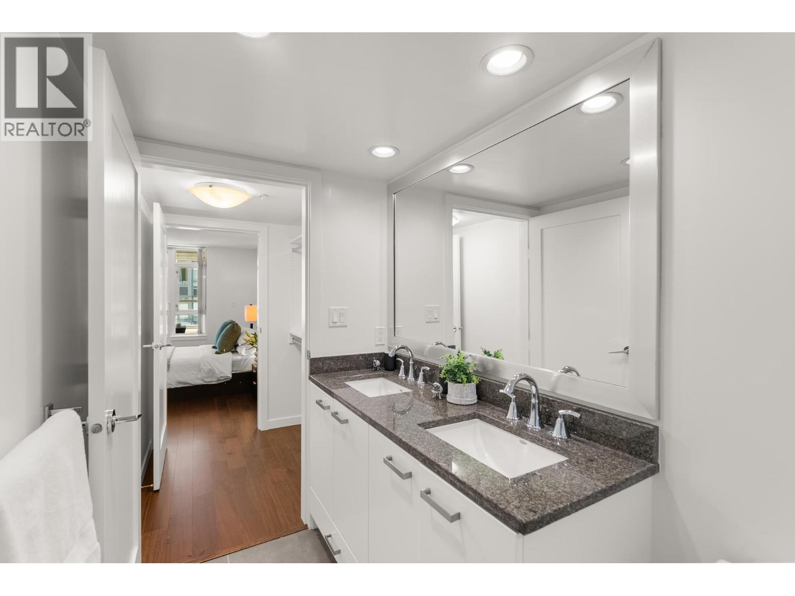 302 2507 Maple Street, Vancouver, British Columbia  V6J 0E1 - Photo 28 - R3132919
