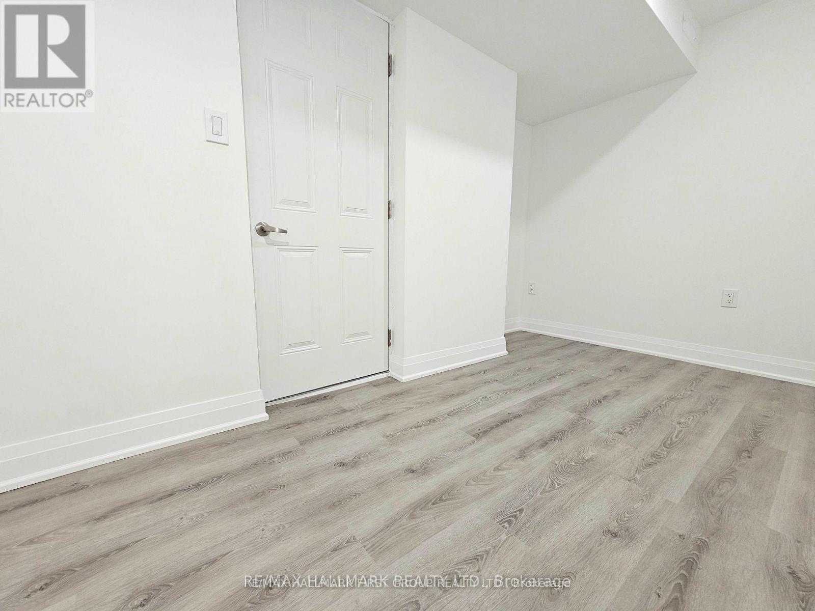 14 Arksey (Bsmnt) Street, Whitby, Ontario  L1P 0G5 - Photo 13 - E13410618