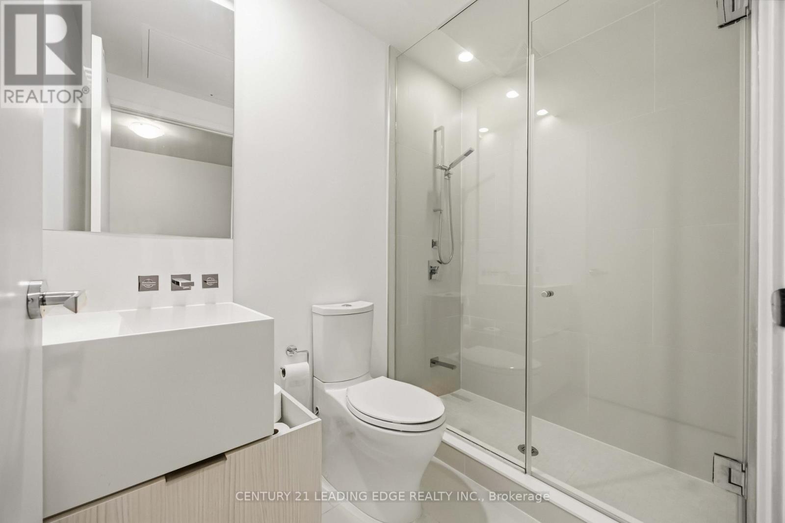 3308 - 1 Bloor Street E, Toronto, Ontario  M4W 0A8 - Photo 10 - C13410416