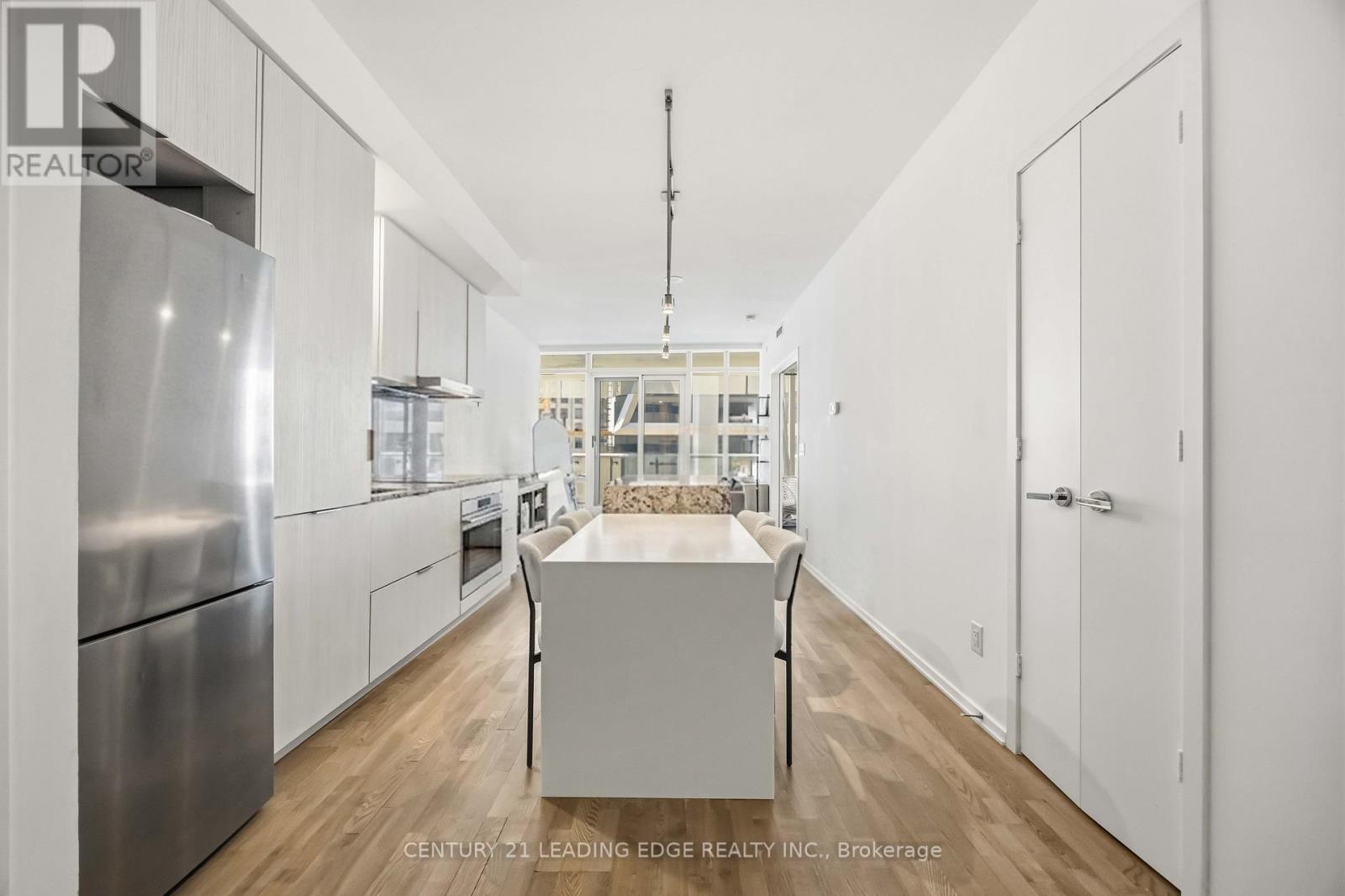 3308 - 1 Bloor Street E, Toronto, Ontario  M4W 0A8 - Photo 11 - C13410416