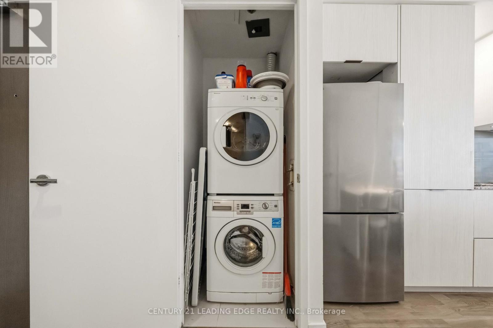3308 - 1 Bloor Street E, Toronto, Ontario  M4W 0A8 - Photo 26 - C13410416