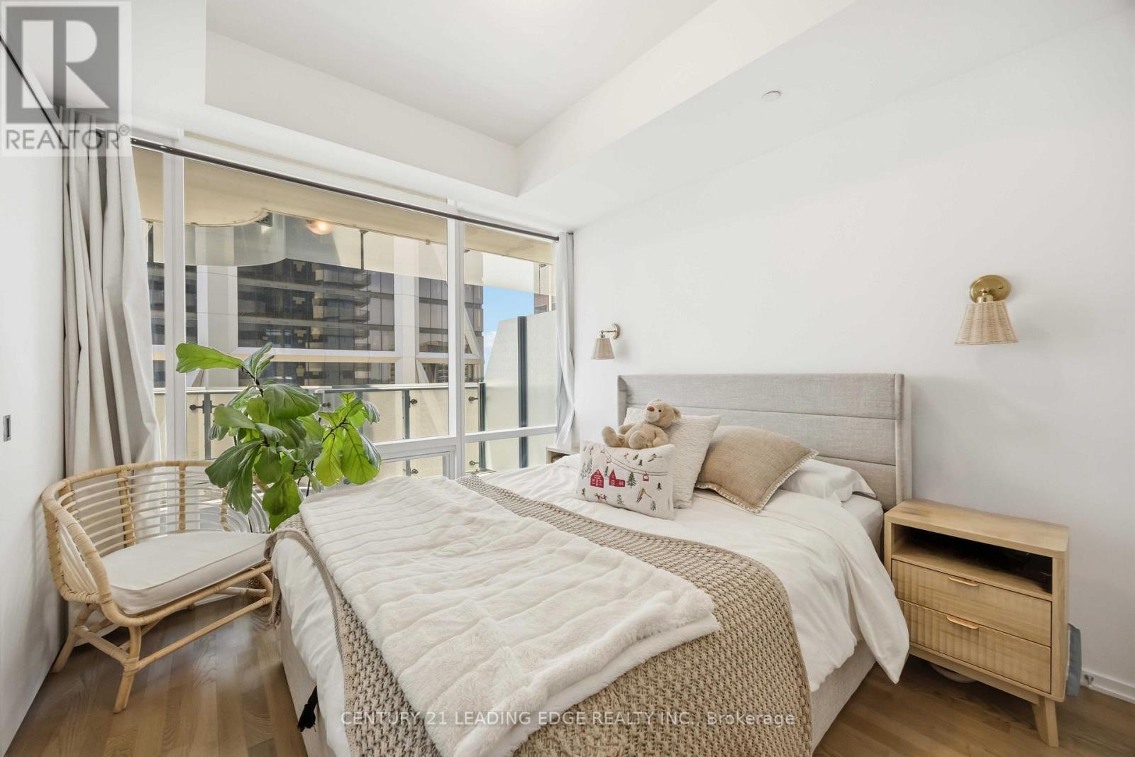 3308 - 1 Bloor Street E, Toronto, Ontario  M4W 0A8 - Photo 23 - C13410416