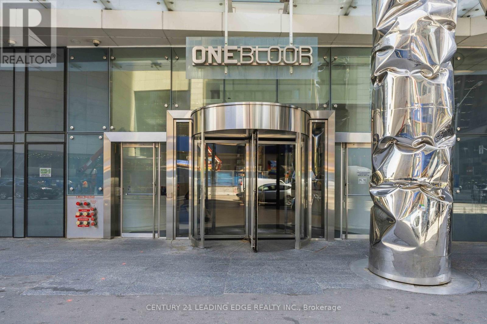 3308 - 1 Bloor Street E, Toronto, Ontario  M4W 0A8 - Photo 3 - C13410416