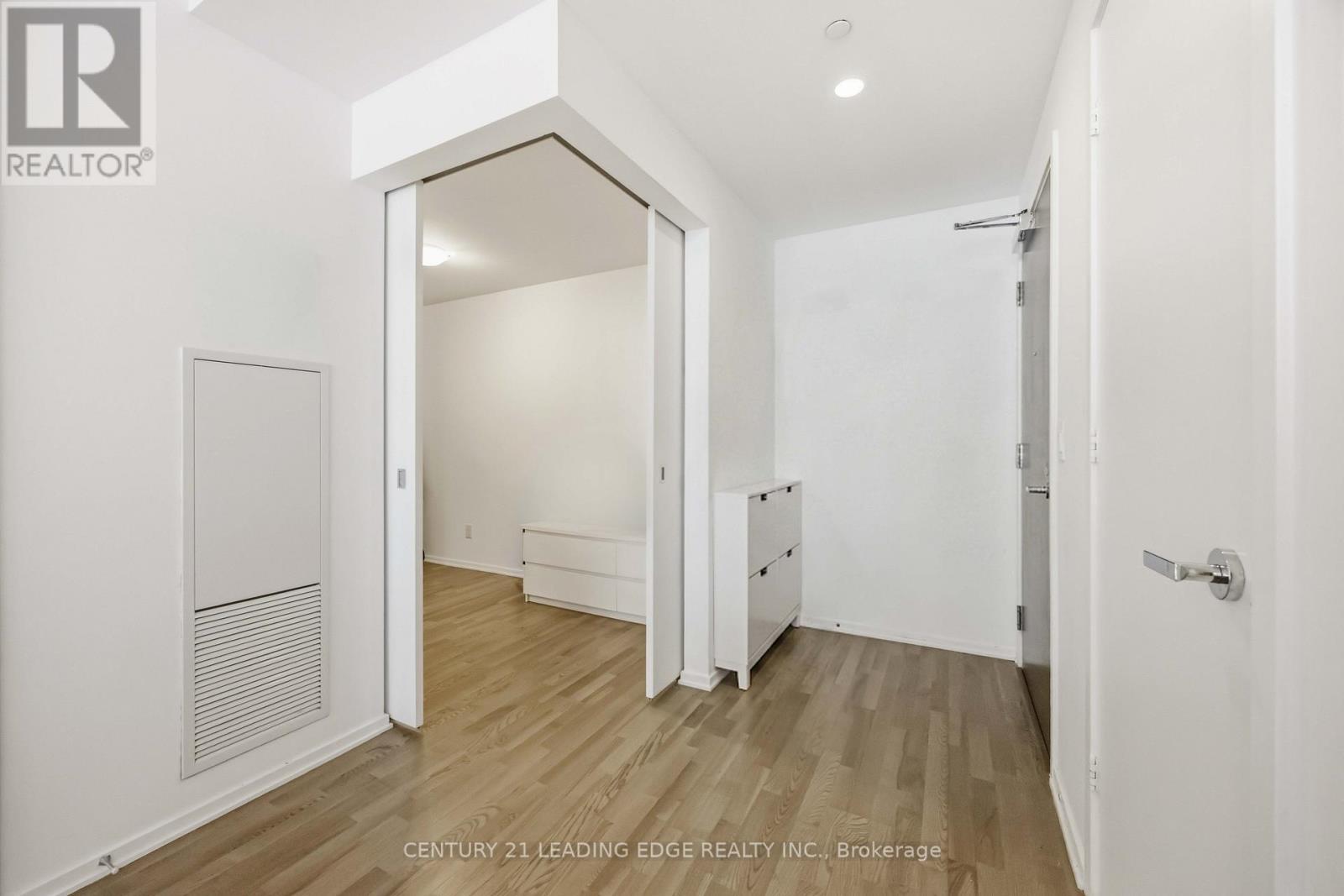 3308 - 1 Bloor Street E, Toronto, Ontario  M4W 0A8 - Photo 7 - C13410416