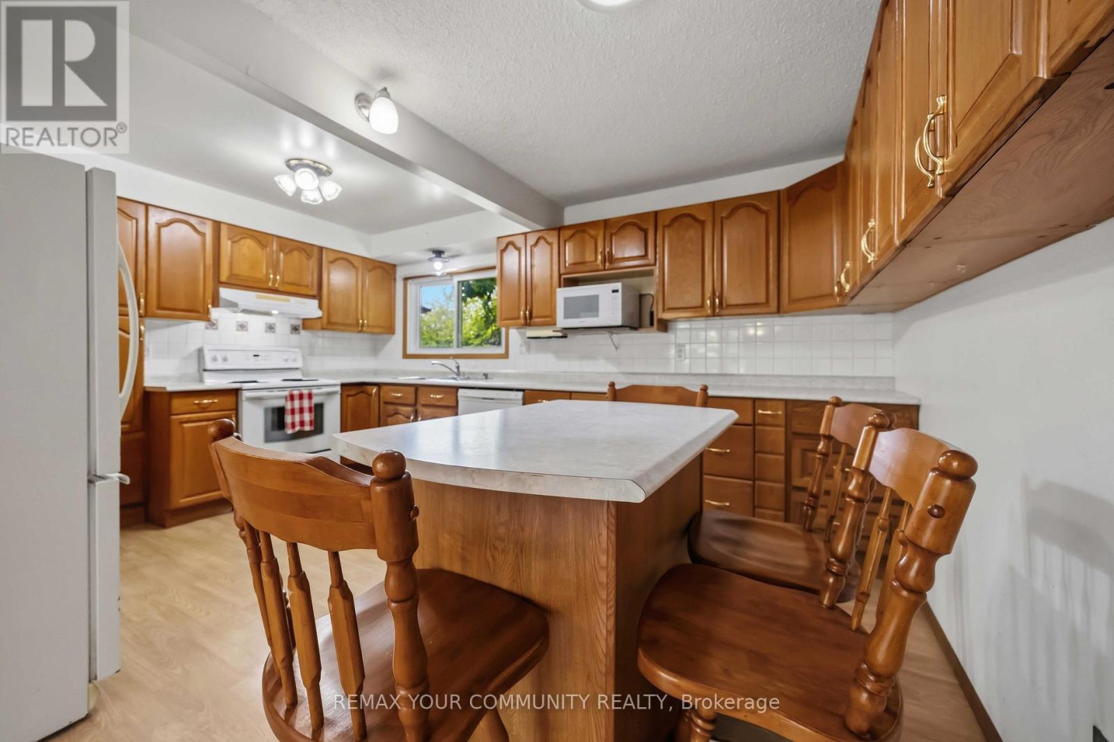 23 Laviolette Avenue, Georgina, Ontario  L0E 1N0 - Photo 20 - N13262214