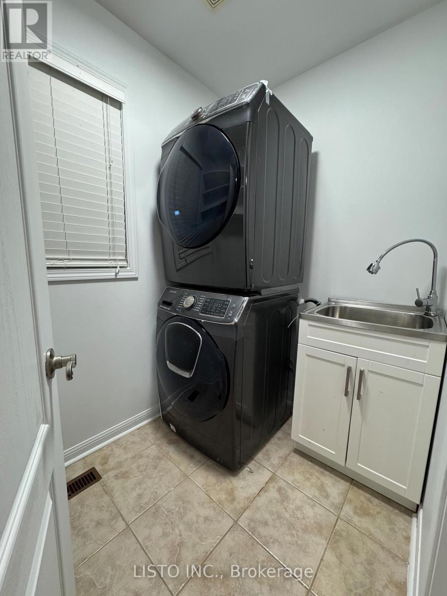 128 Sweetwood Circle, Brampton, Ontario  L7A 2S2 - Photo 16 - W13410632
