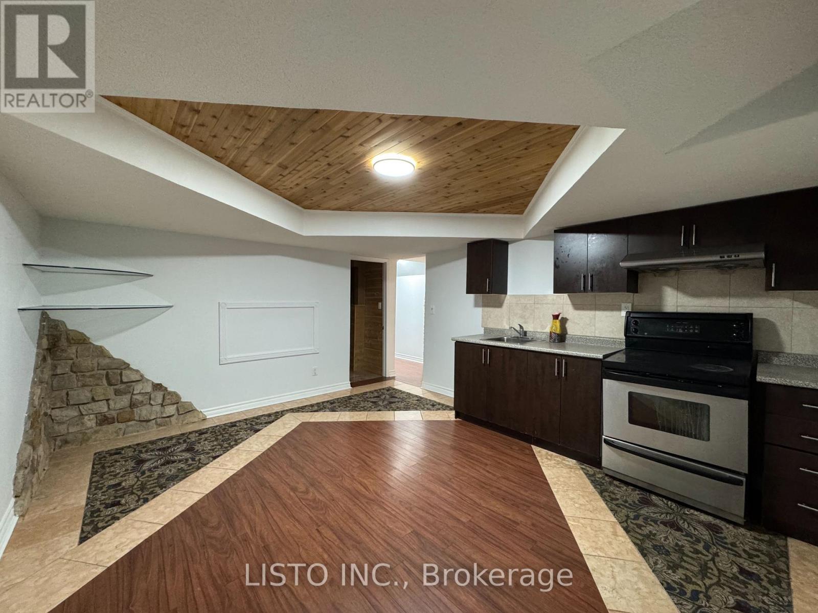 128 Sweetwood Circle, Brampton, Ontario  L7A 2S2 - Photo 23 - W13410632