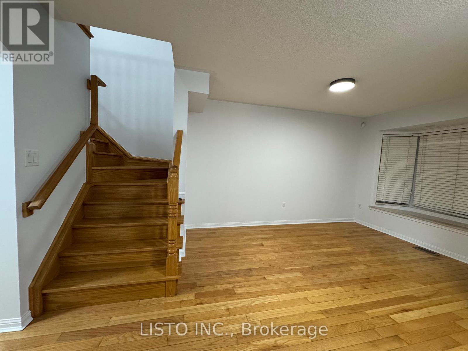 128 Sweetwood Circle, Brampton, Ontario  L7A 2S2 - Photo 6 - W13410632