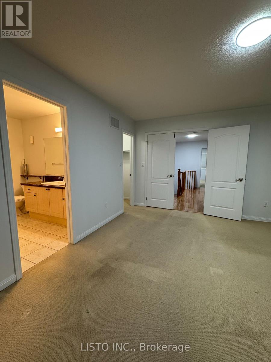 128 Sweetwood Circle, Brampton, Ontario  L7A 2S2 - Photo 7 - W13410632