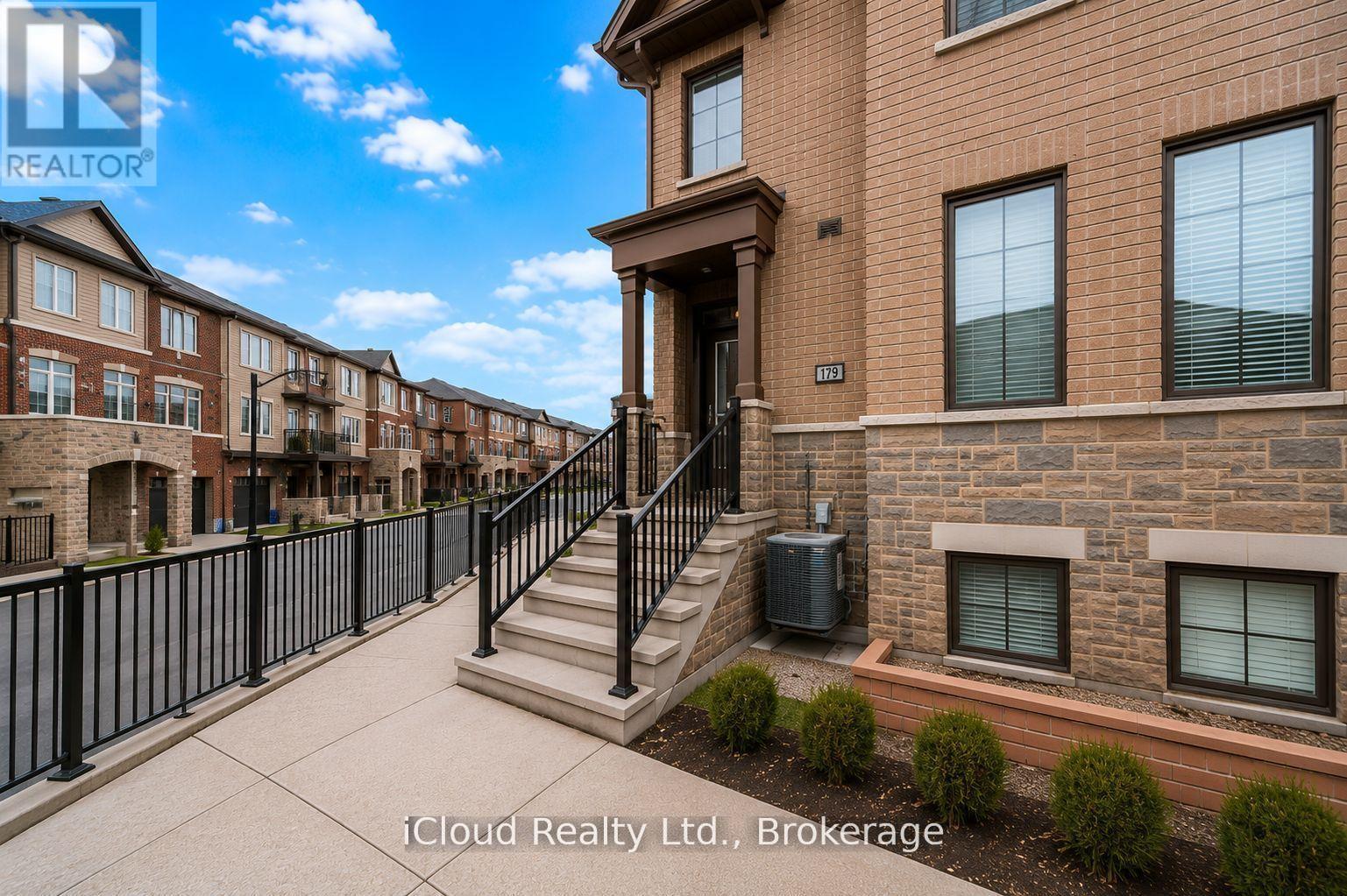103 - 445 Ontario Street, Milton, Ontario  L9T 9K4 - Photo 2 - W13410682