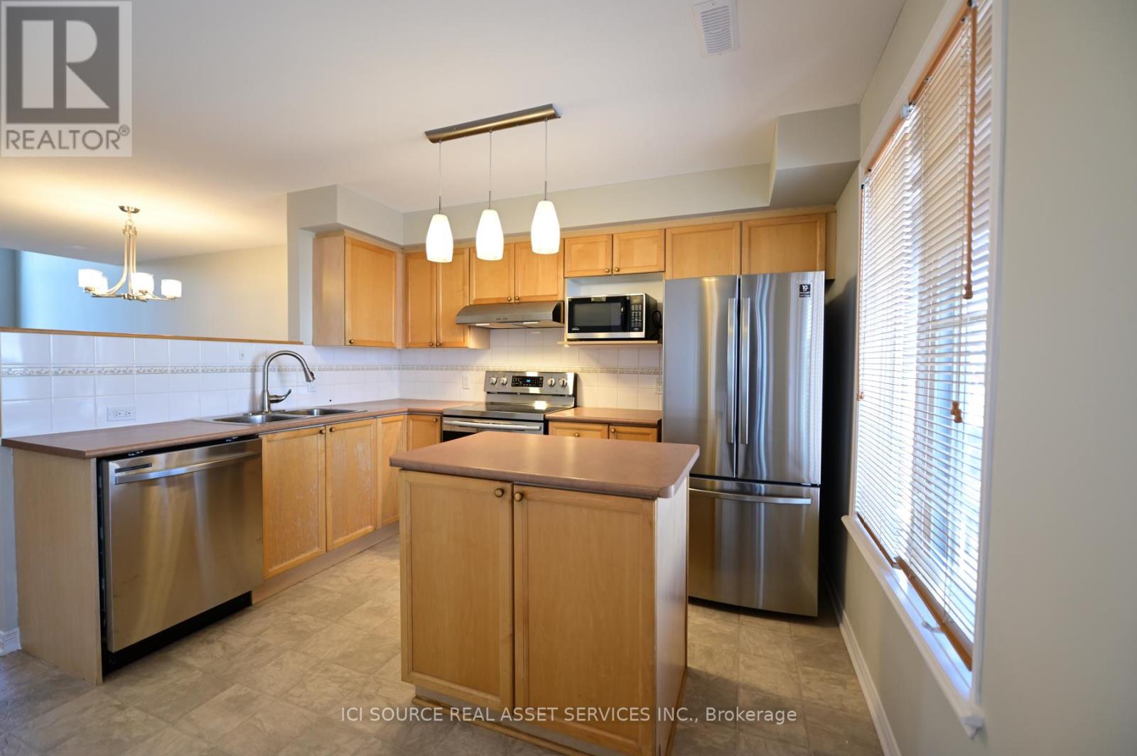 4516 Harper Avenue, Ottawa, Ontario  K1J 1E1 - Photo 2 - X13410652