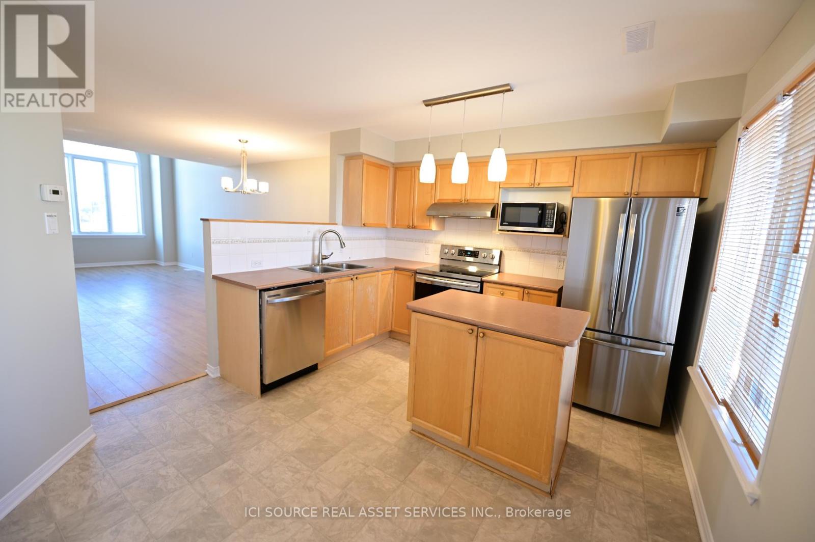 4516 Harper Avenue, Ottawa, Ontario  K1J 1E1 - Photo 4 - X13410652