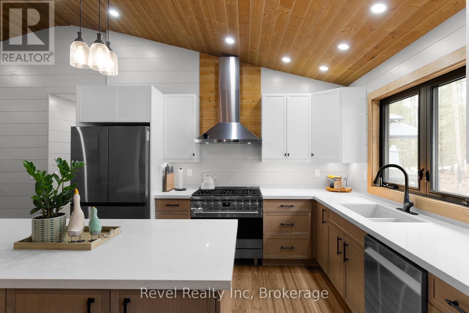 84 Woods Road, Carling, Ontario  P0G 1G0 - Photo 2 - X12999830
