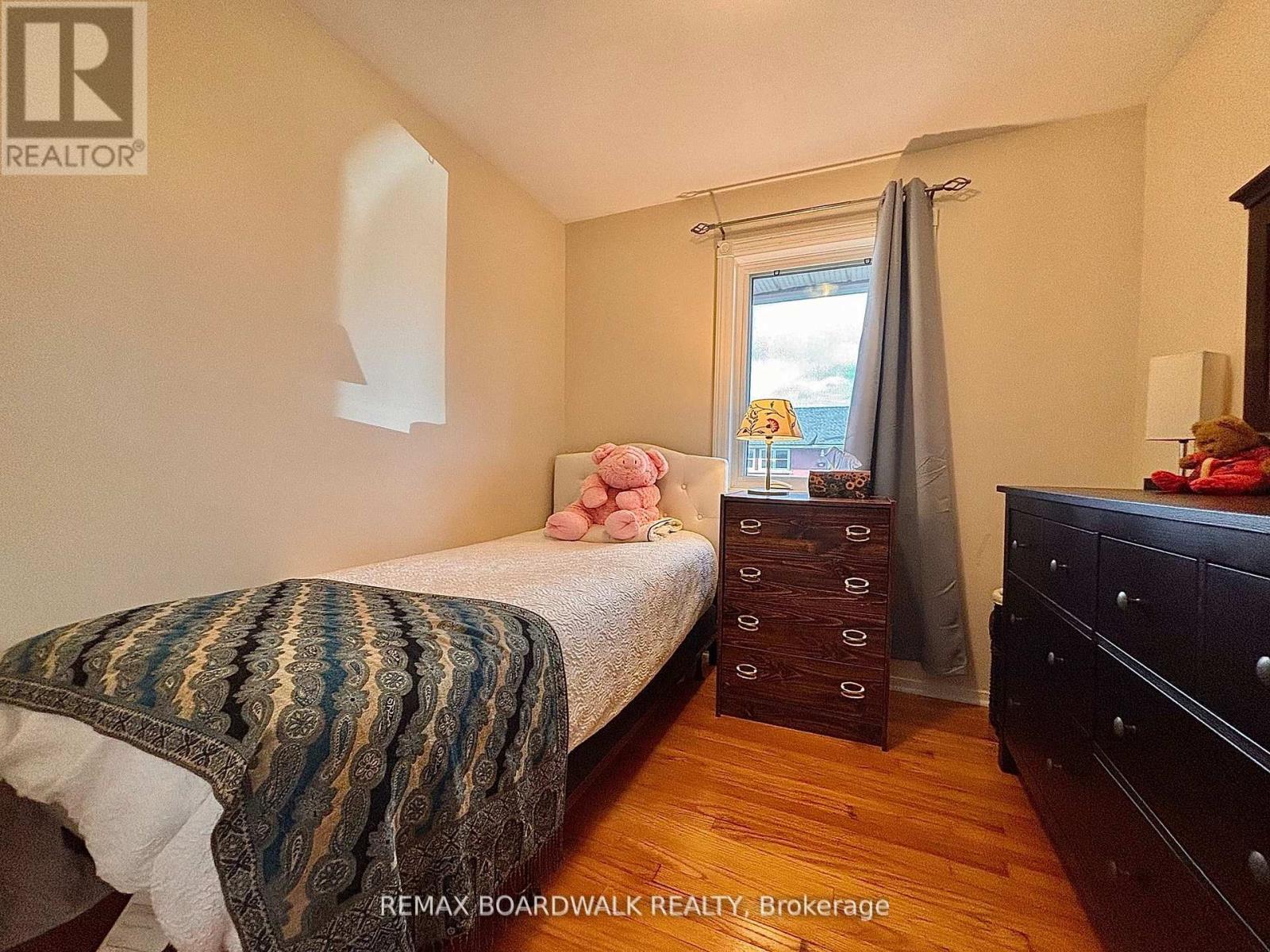 625 Clarke Avenue, Ottawa, Ontario  K1K 0Y6 - Photo 5 - X13232306