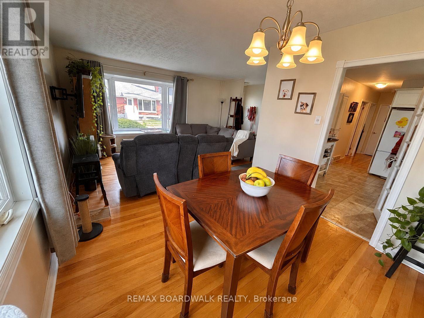 625 Clarke Avenue, Ottawa, Ontario  K1K 0Y6 - Photo 4 - X13232306