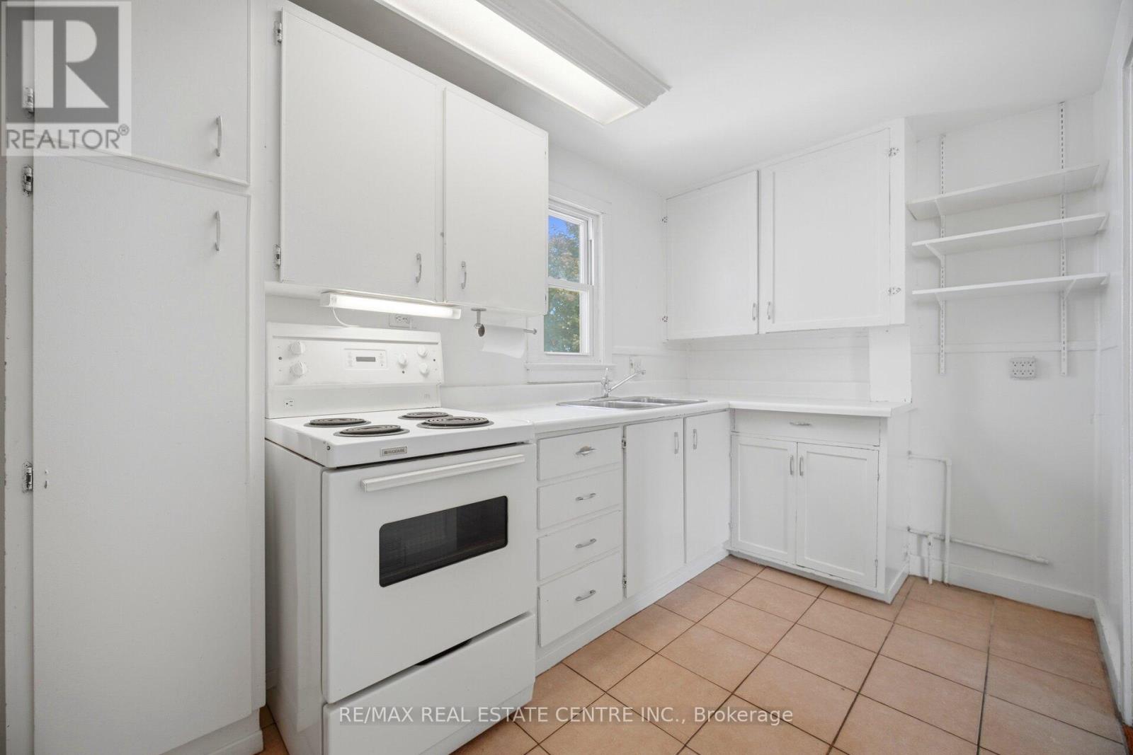 180 Oak Avenue, Hamilton, Ontario  L8L 5N1 - Photo 10 - X13254084