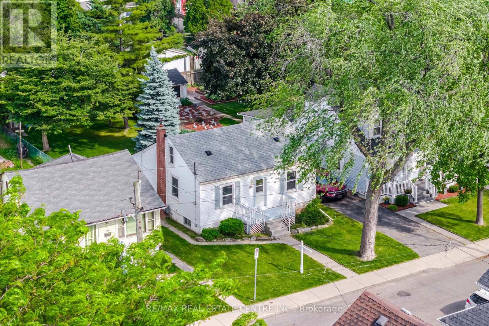 180 Oak Avenue, Hamilton, Ontario  L8L 5N1 - Photo 3 - X13254084