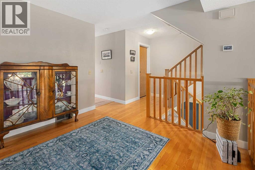3, 185 Woodridge Drive SW, Calgary, Alberta  T2W 3X7 - Photo 9 - A2316597