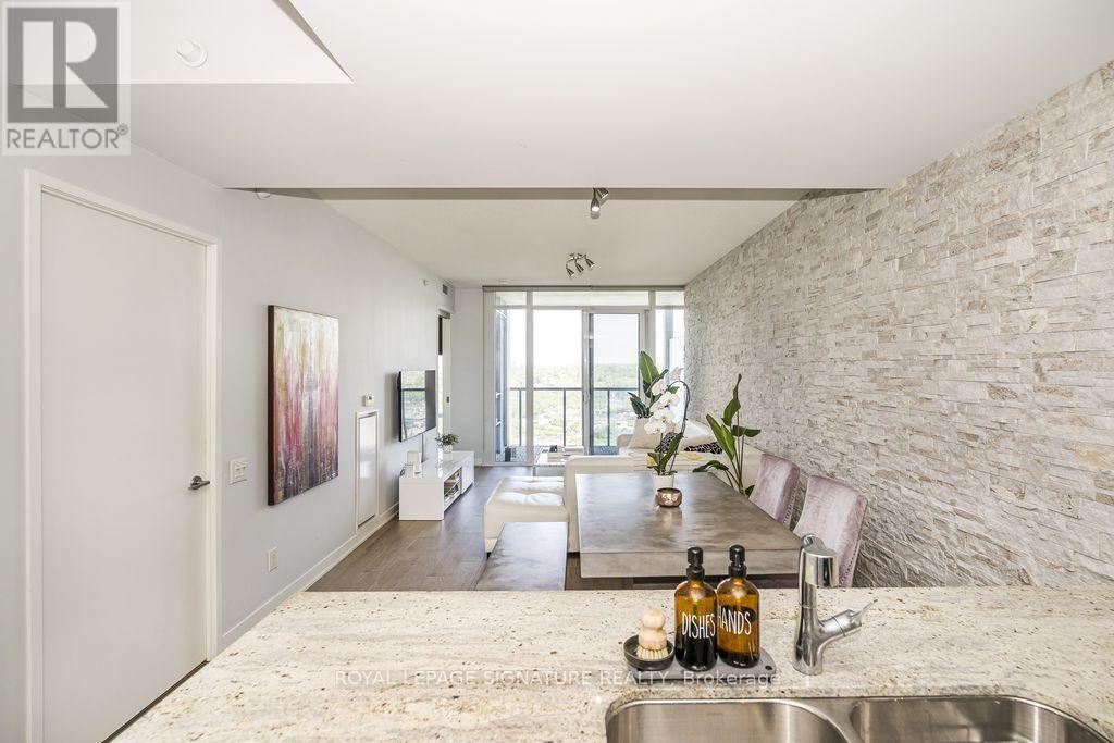 2115 - 90 Park Lawn Road, Toronto, Ontario  M8Y 0B6 - Photo 6 - W13410726
