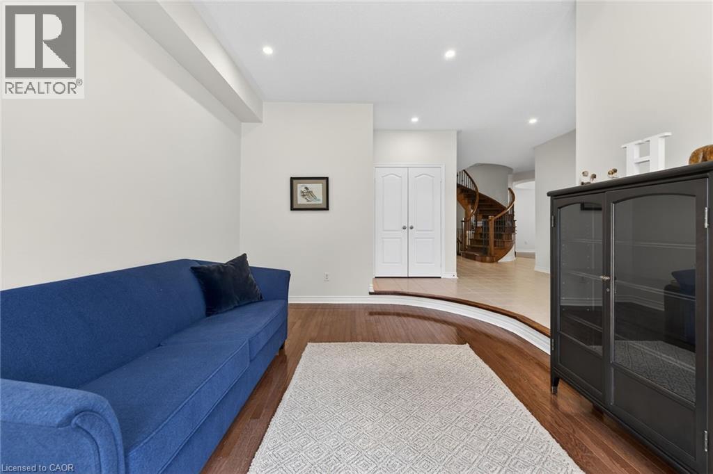 2431 Castlebrook Road, Oakville, Ontario  L6M 4Z2 - Photo 20 - 40831834