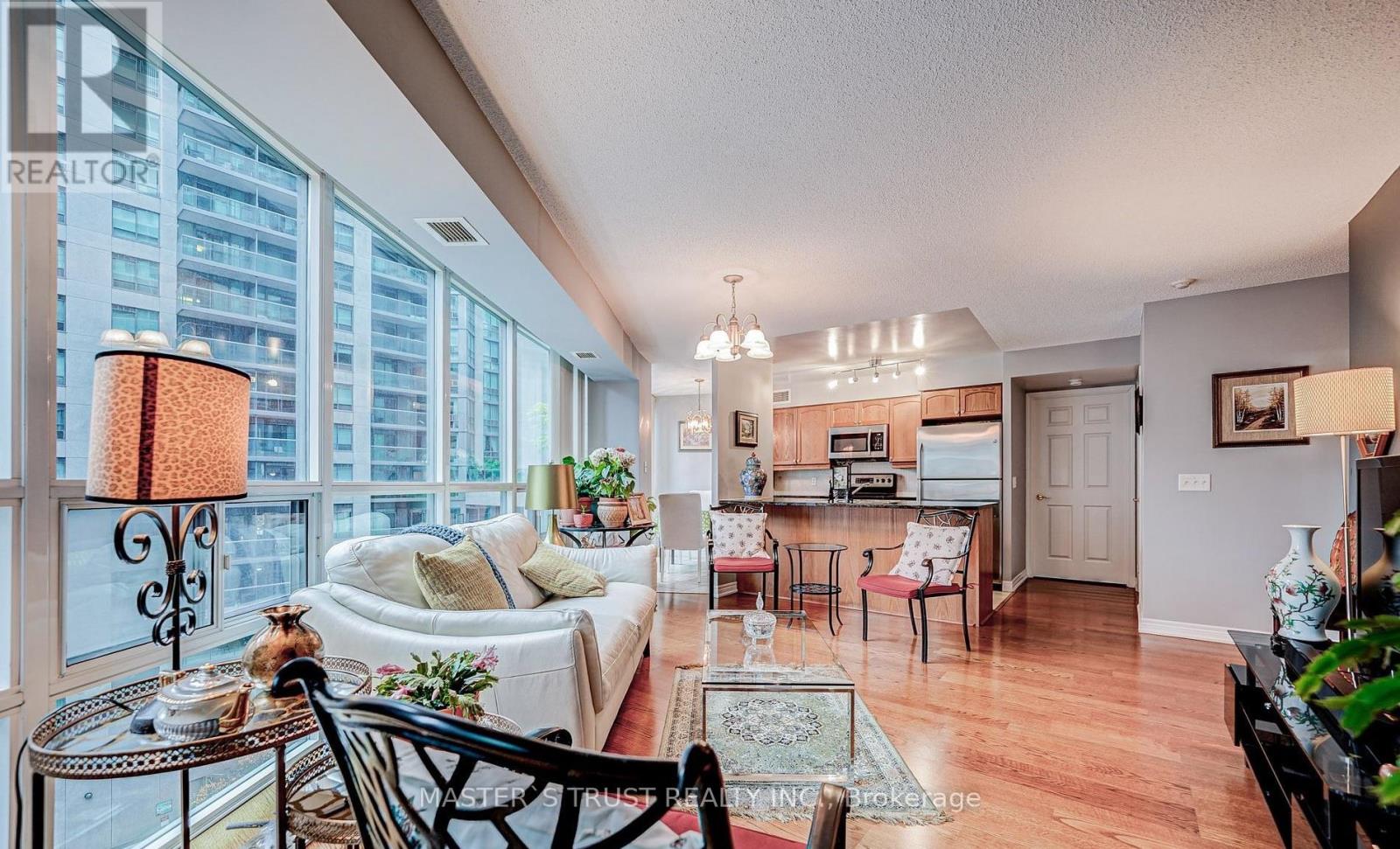 711 - 30 GRAND TRUNK CRESCENT, Toronto, Ontario