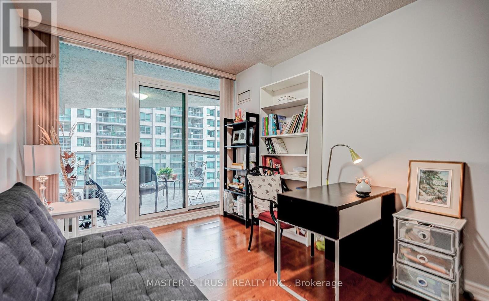 711 - 30 Grand Trunk Crescent, Toronto, Ontario  M5J 3A4 - Photo 14 - C13410802