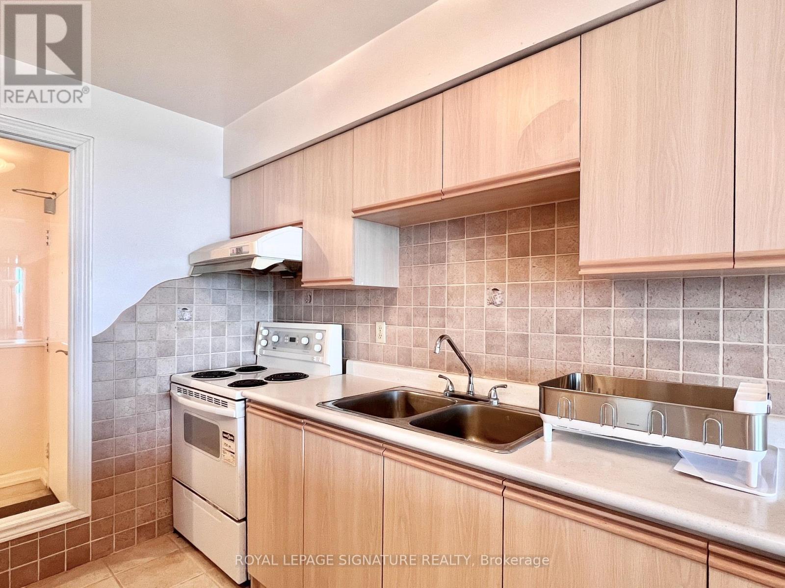 503 - 3300 Don Mills Road, Toronto, Ontario  M2J 4X7 - Photo 11 - C13410812