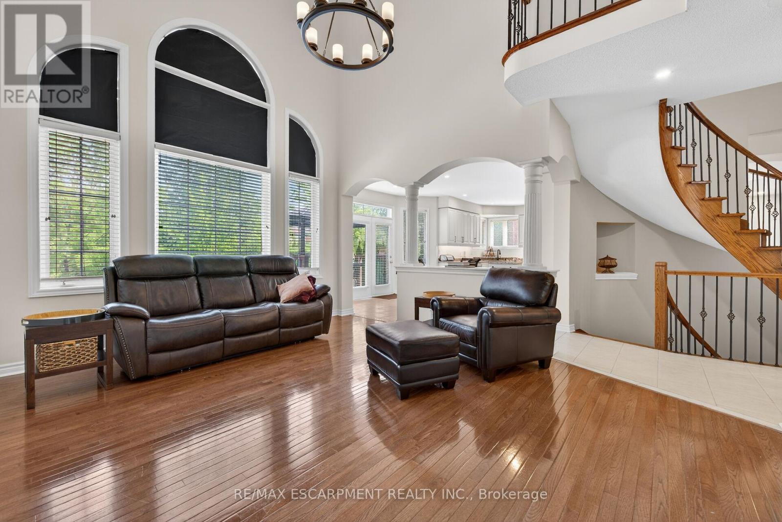2431 Castlebrook Road, Oakville, Ontario  L6M 4Z2 - Photo 9 - W13155308