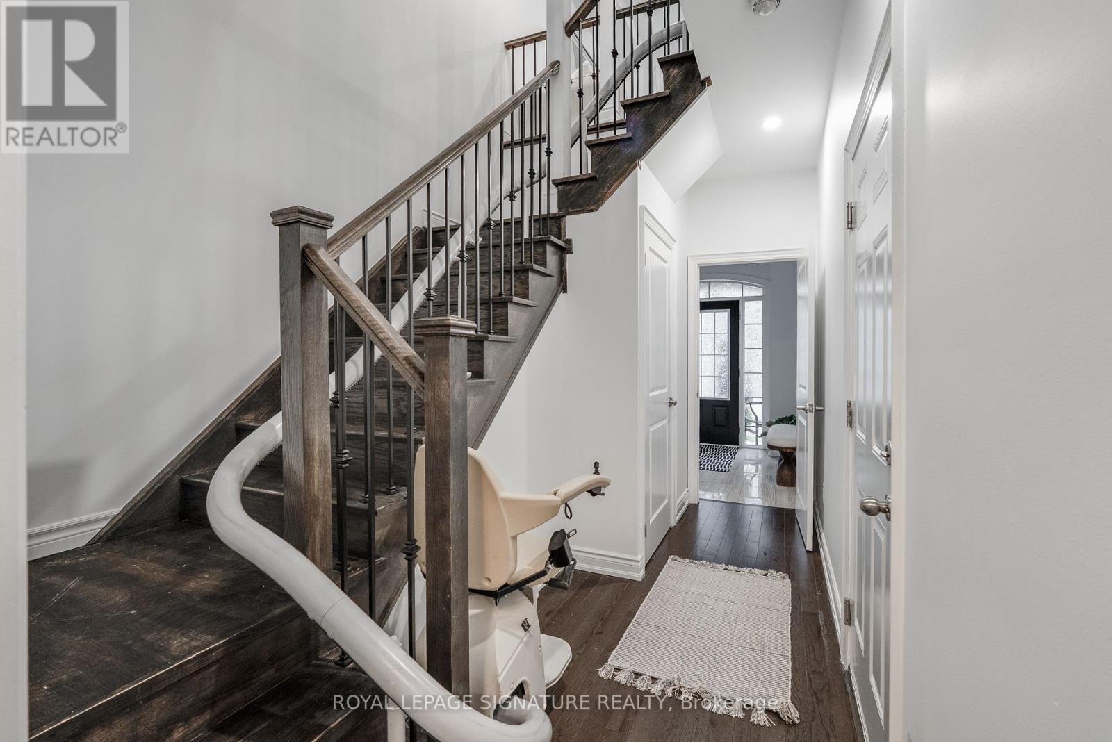 14 Queen Mary Court, Vaughan, Ontario  L4L 0H9 - Photo 20 - N13410762