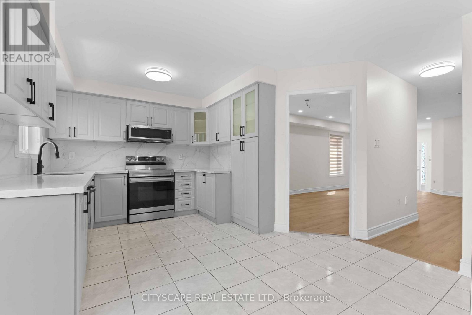 3409 Mcdowell Drive, Mississauga, Ontario  L5M 6R7 - Photo 14 - W13410794
