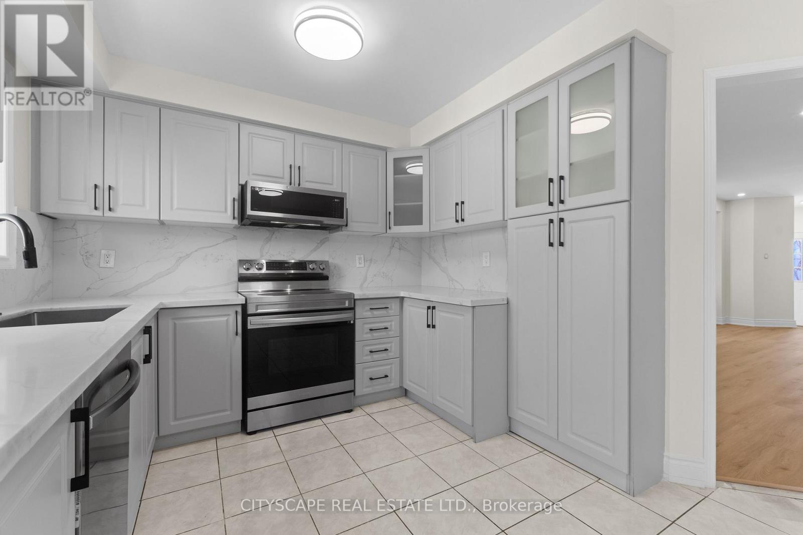 3409 Mcdowell Drive, Mississauga, Ontario  L5M 6R7 - Photo 17 - W13410794