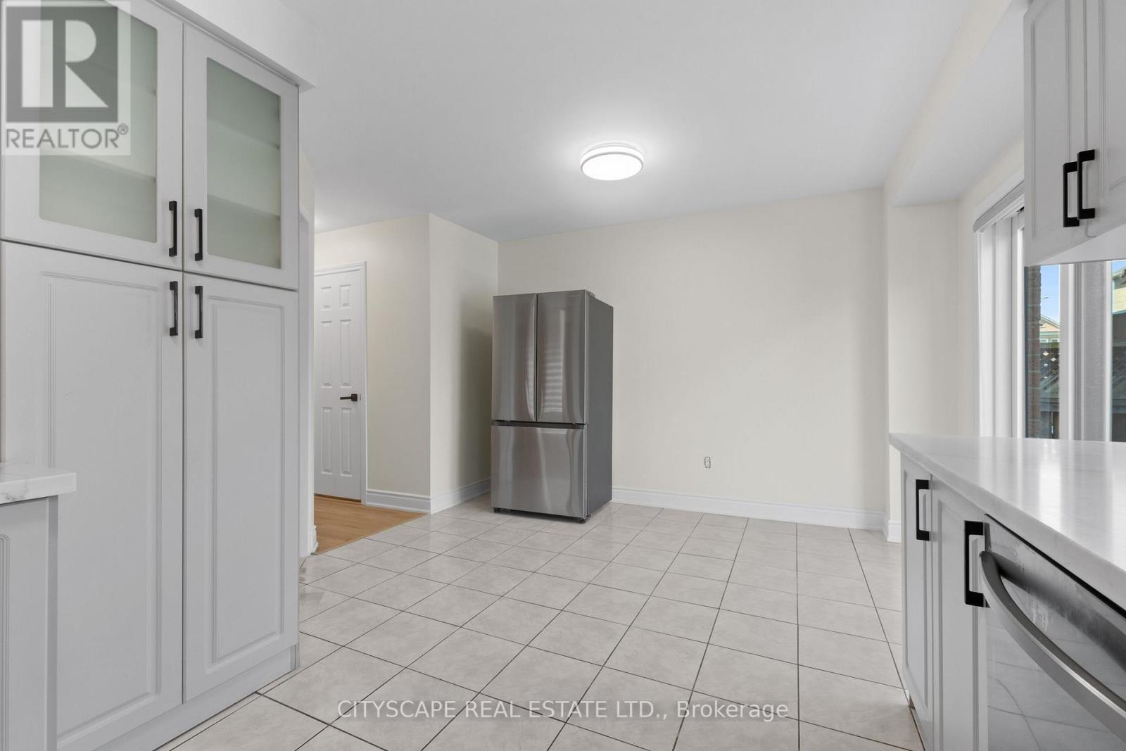 3409 Mcdowell Drive, Mississauga, Ontario  L5M 6R7 - Photo 18 - W13410794