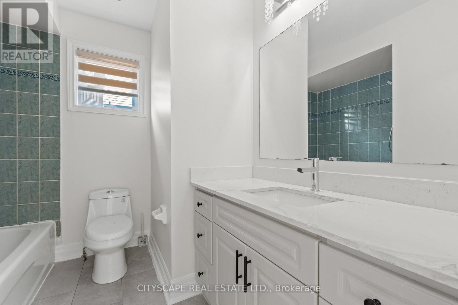 3409 Mcdowell Drive, Mississauga, Ontario  L5M 6R7 - Photo 29 - W13410794