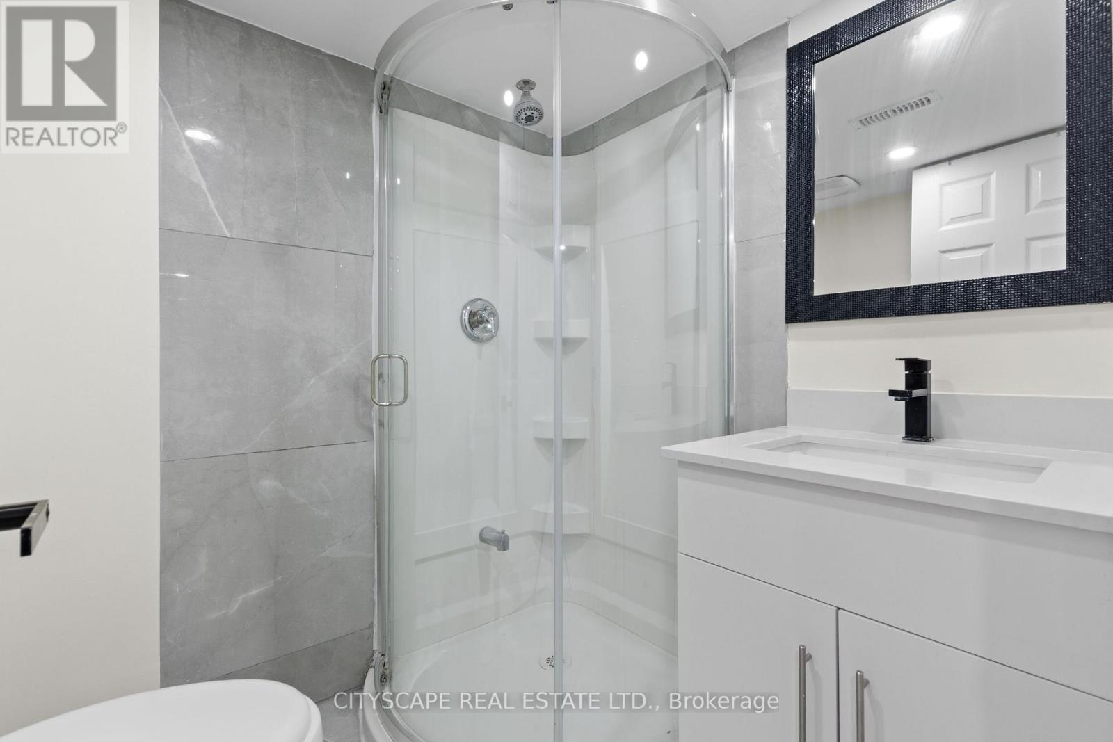 3409 Mcdowell Drive, Mississauga, Ontario  L5M 6R7 - Photo 43 - W13410794