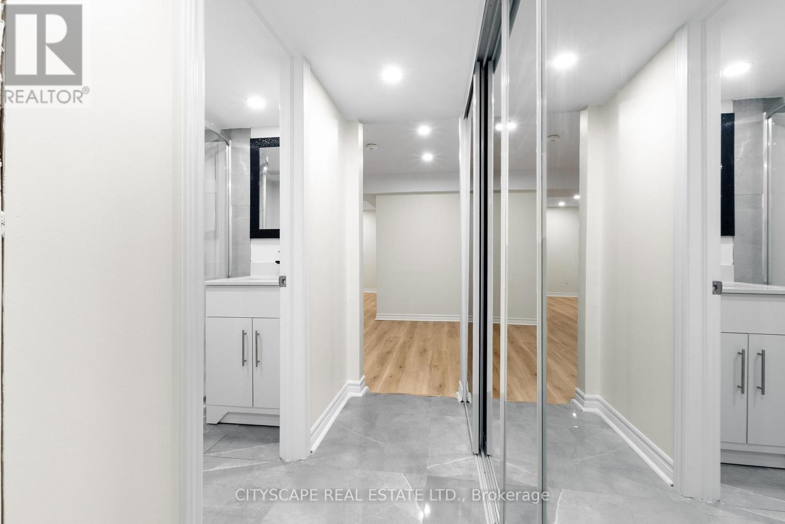 3409 Mcdowell Drive, Mississauga, Ontario  L5M 6R7 - Photo 44 - W13410794