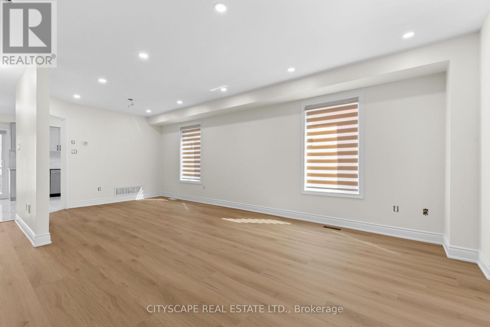 3409 Mcdowell Drive, Mississauga, Ontario  L5M 6R7 - Photo 9 - W13410794