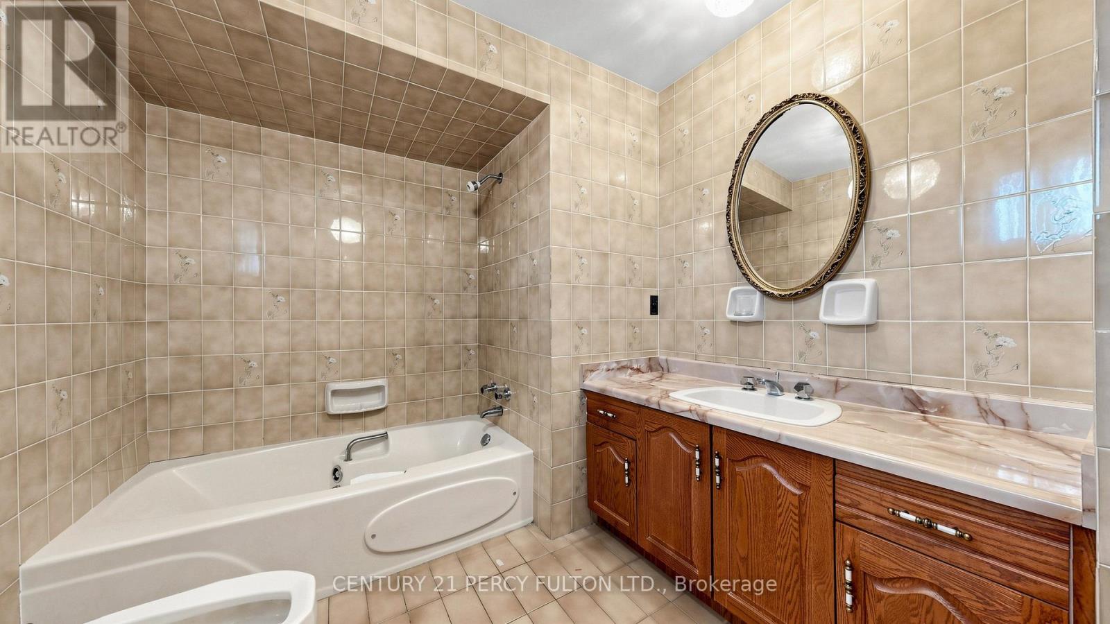 29 Ernest Avenue, Toronto, Ontario  M2J 3T4 - Photo 23 - C13246966