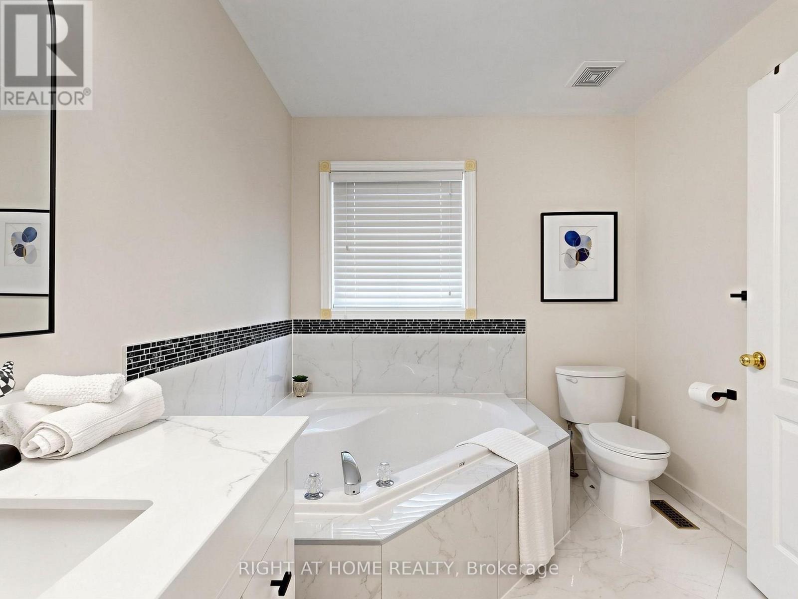 31 National Pine Drive, Vaughan, Ontario  L6A 3M2 - Photo 28 - N13410734