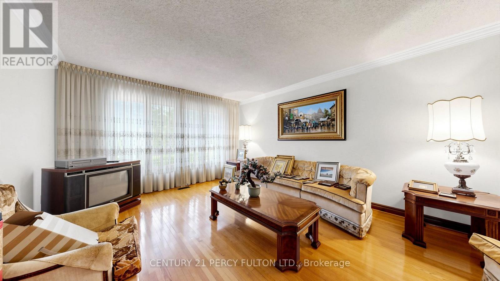 29 Ernest Avenue, Toronto, Ontario  M2J 3T4 - Photo 6 - C13246966