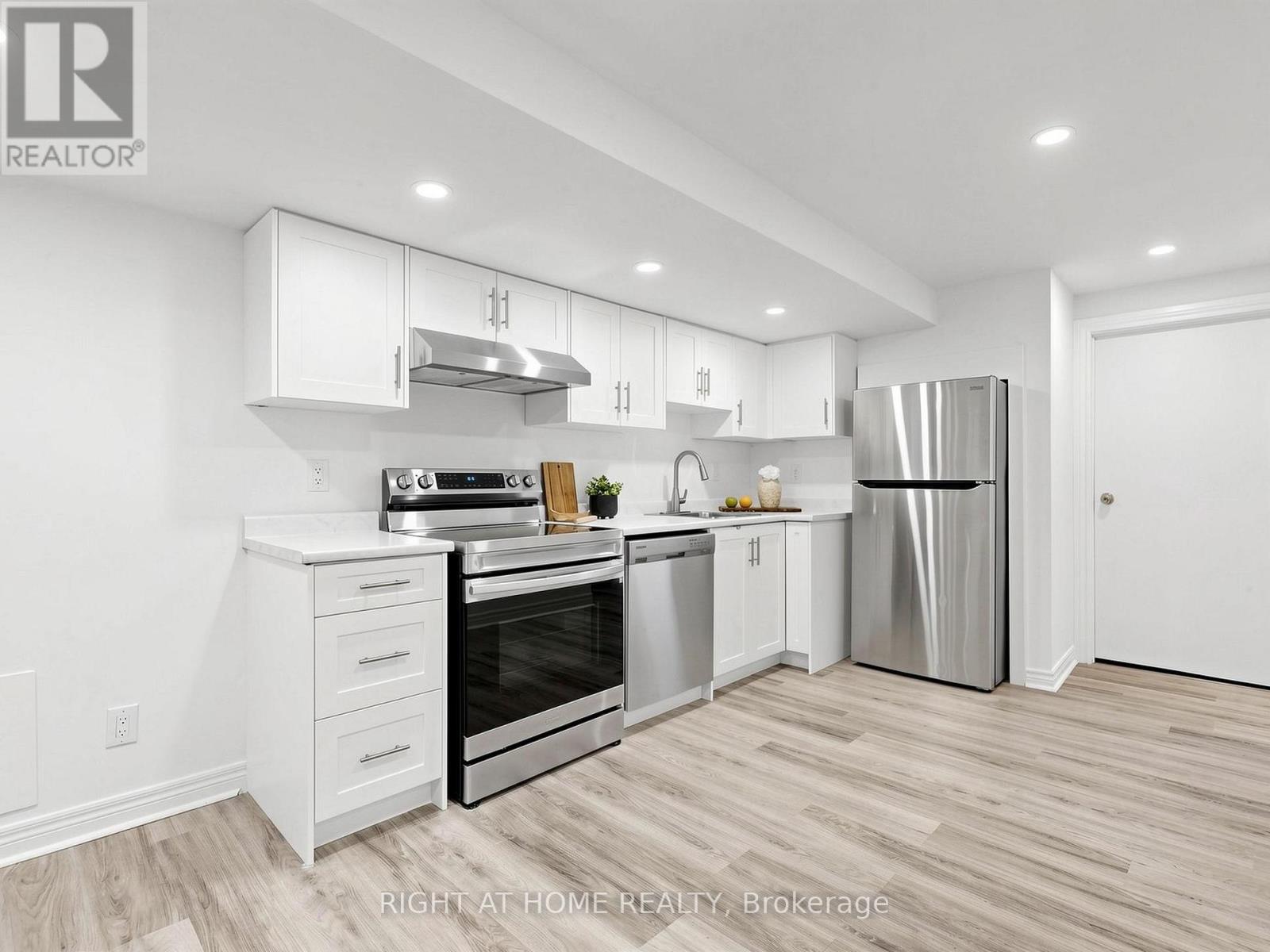 31 National Pine Drive, Vaughan, Ontario  L6A 3M2 - Photo 35 - N13410734