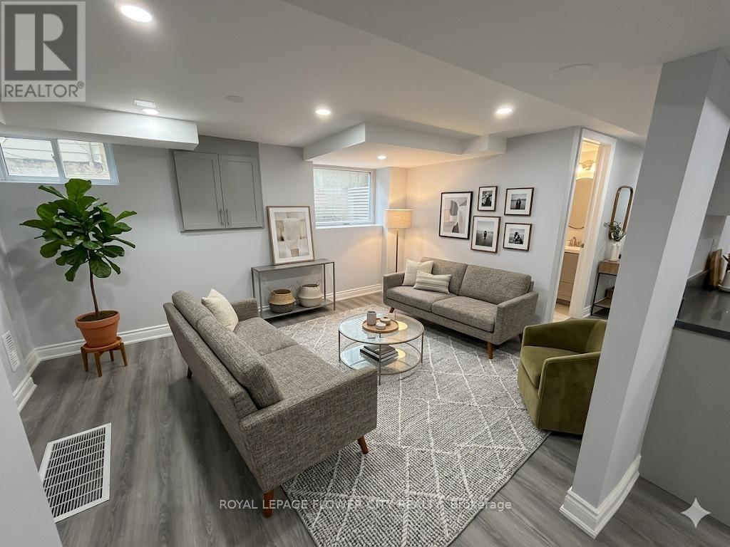 30 Woodward Avenue, London North, Ontario  N6H 2G7 - Photo 6 - X13219498