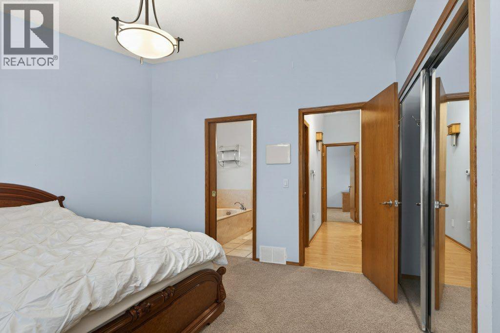 156 Rivercroft Close SE, Calgary, Alberta  T2C 3X1 - Photo 22 - A2316622